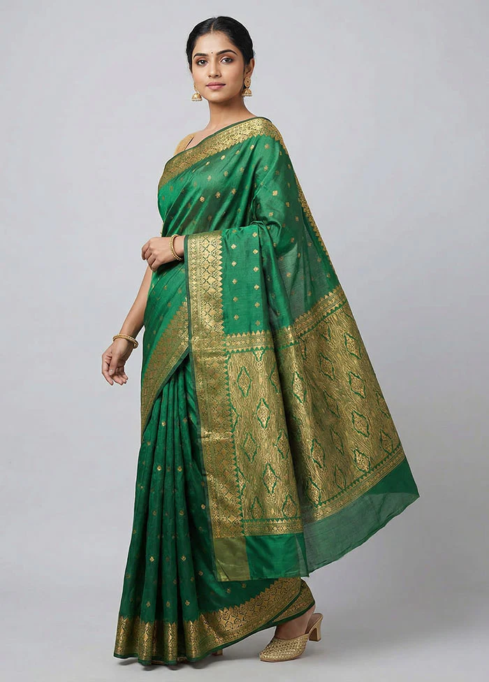 Green Kanjivaram Silk Saree With Blouse Piece