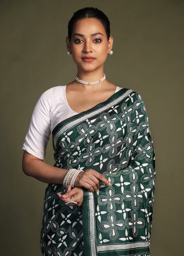 Green Kantha Stitch Silk Saree With Blouse Piece - Image 2