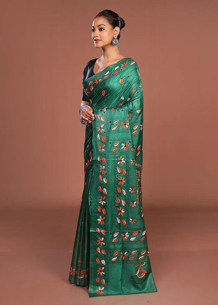 Green Kantha Stitch Silk Saree With Blouse Piece - Image 4
