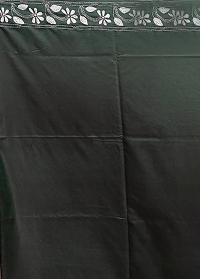 Green Kantha Stitch Silk Saree With Blouse Piece - Image 5