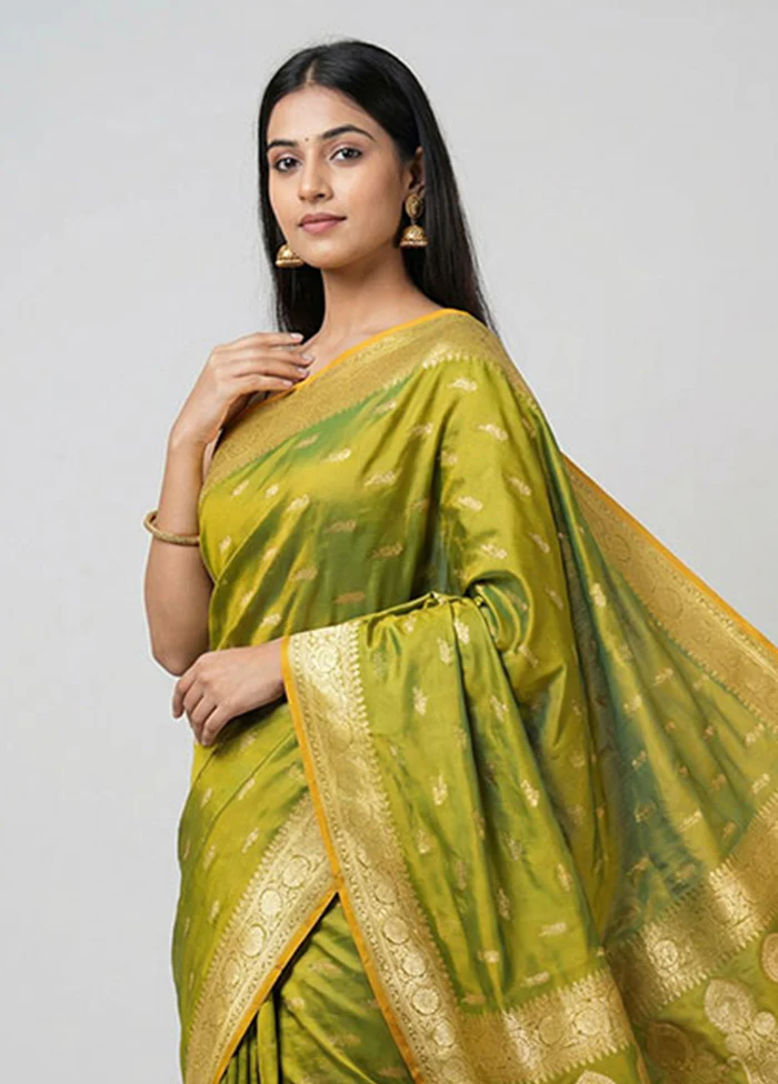 Green Katan Silk Saree With Blouse Piece - Image 2