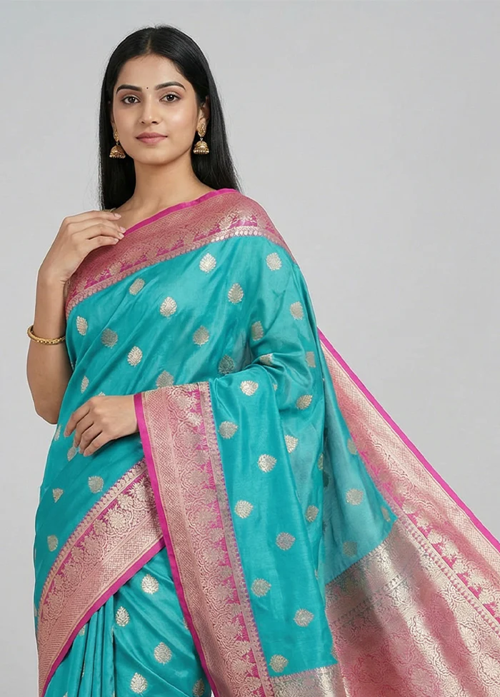 Green Katan Silk Saree With Blouse Piece - Image 2