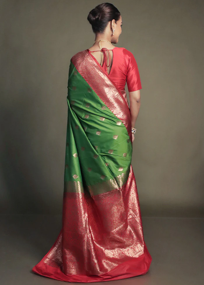 Green Katan Silk Saree With Blouse Piece - Image 3