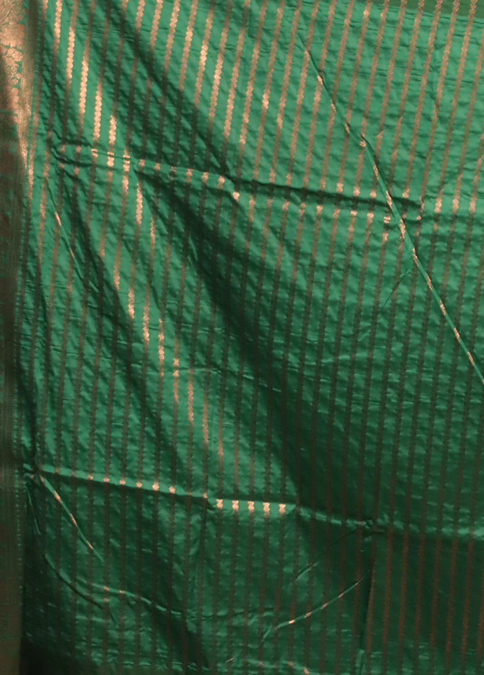 Green Katan Silk Saree With Blouse Piece - Image 5