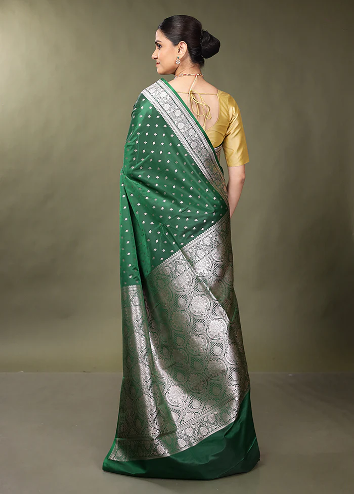 Green Katan Silk Saree With Blouse Piece - Image 3