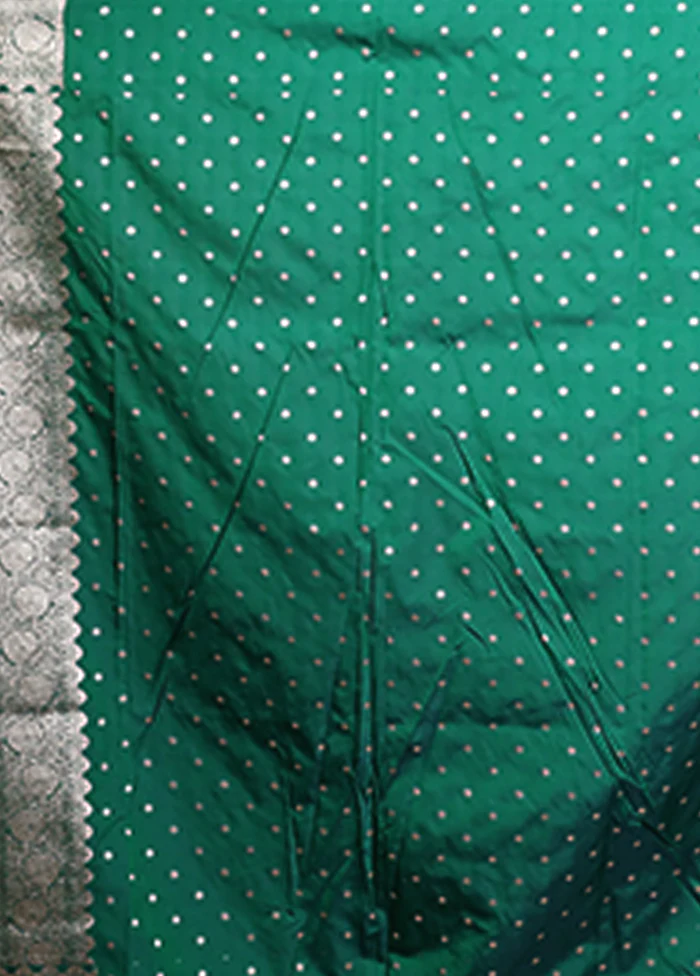 Green Katan Silk Saree With Blouse Piece - Image 5