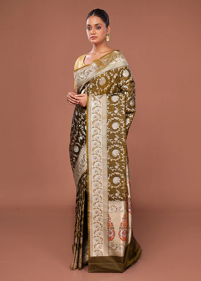 Green Katan Silk Saree With Blouse Piece - Image 4