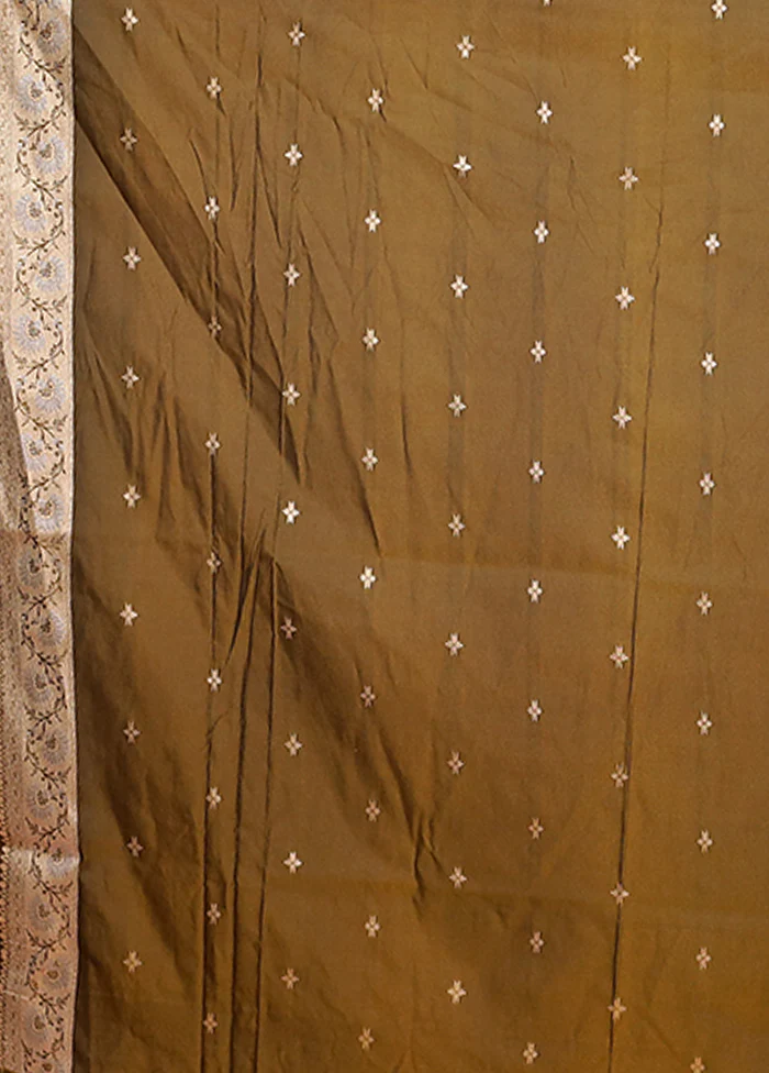 Green Katan Silk Saree With Blouse Piece - Image 5
