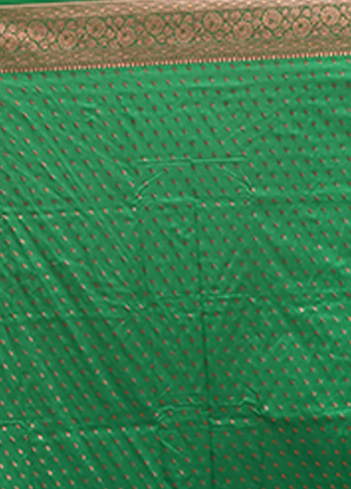 Green Katan Silk Saree With Blouse Piece - Image 5