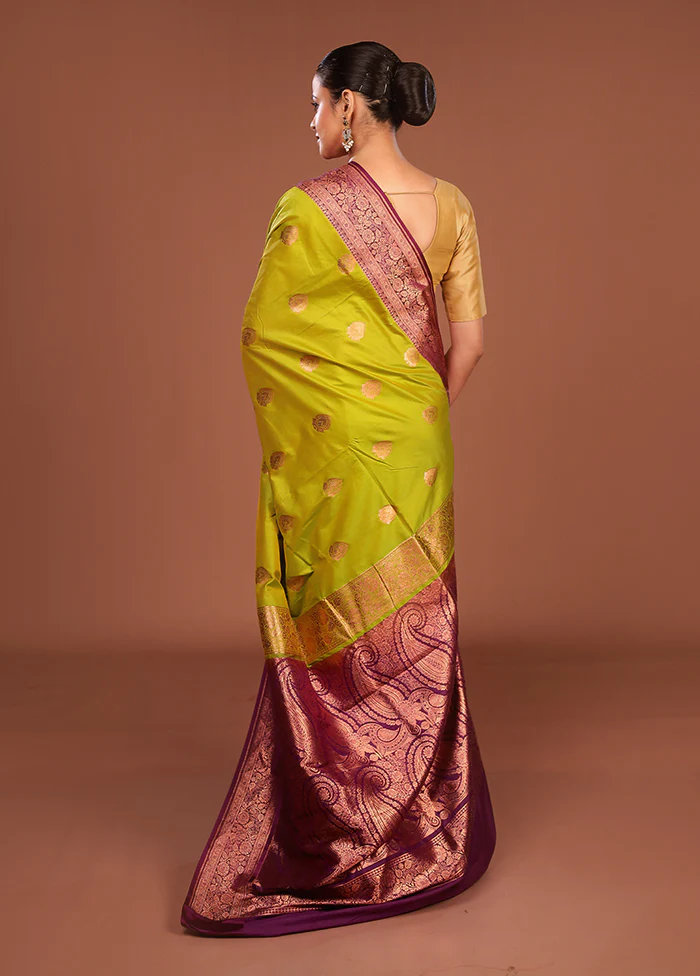 Green Katan Silk Saree With Blouse Piece - Image 3