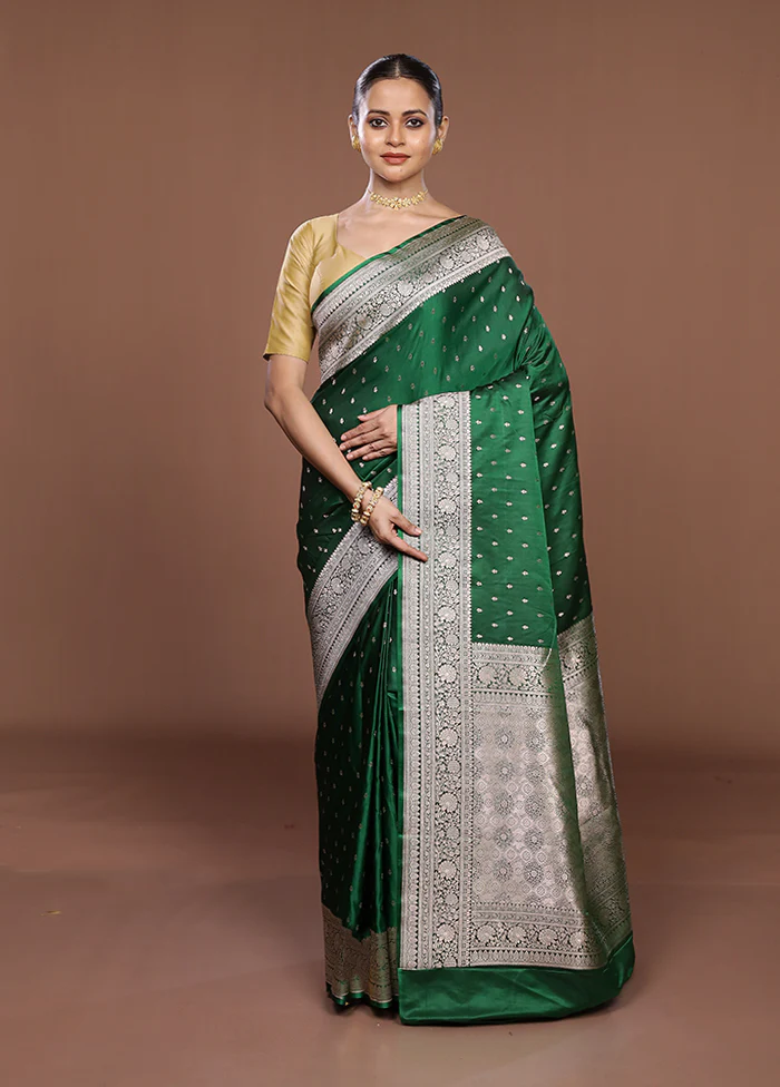 Green Katan Silk Saree With Blouse Piece - Image 2