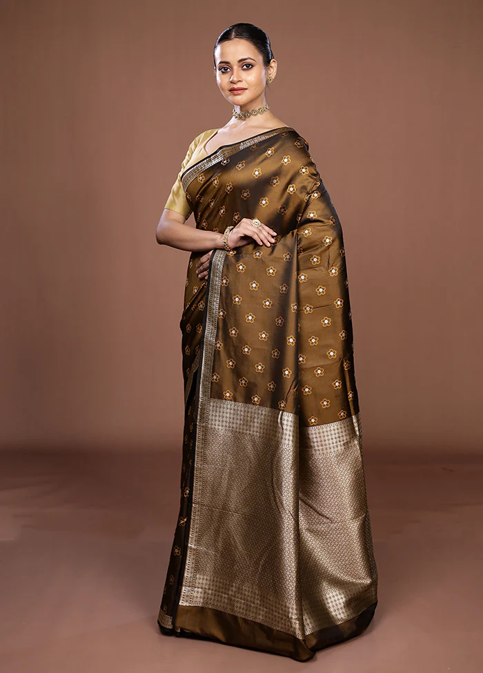 Green Katan Silk Saree With Blouse Piece - Image 3