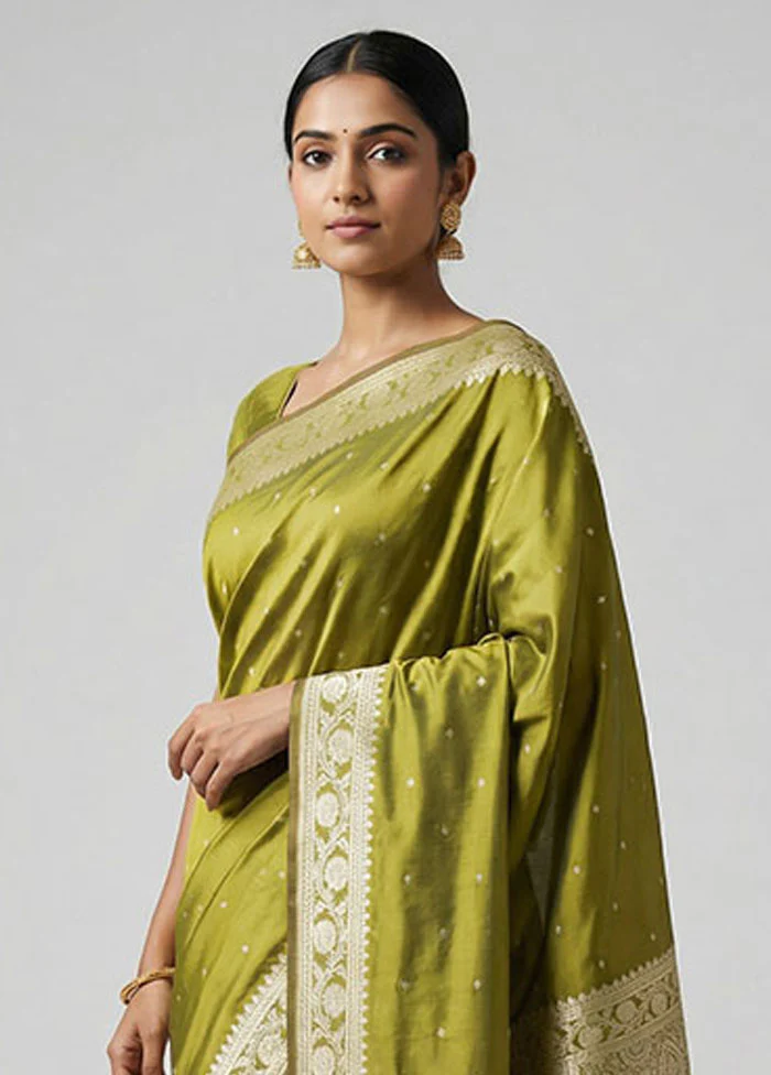 Green Katan Silk Saree With Blouse Piece - Image 2