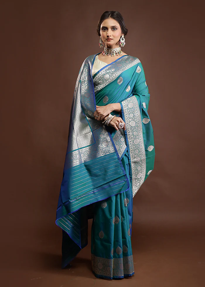 Green Katan Silk Saree With Blouse Piece - Image 2