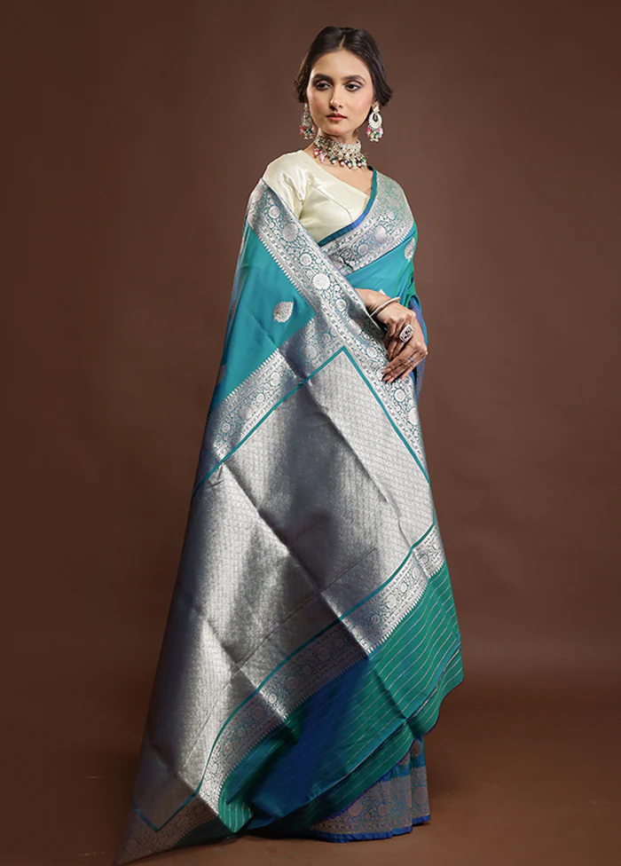 Green Katan Silk Saree With Blouse Piece - Image 4
