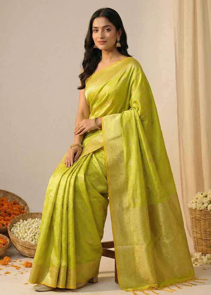 Green Katan Silk Saree With Blouse Piece - Image 3