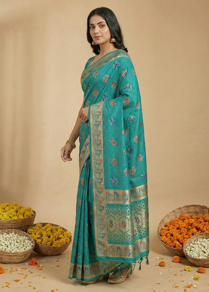 Green Katan Silk Saree With Blouse Piece - Image 4