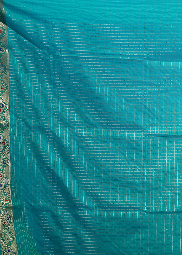 Green Katan Silk Saree With Blouse Piece - Image 5