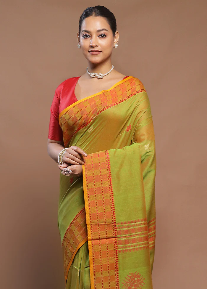 Green Cotton Saree With Blouse Piece - Image 2