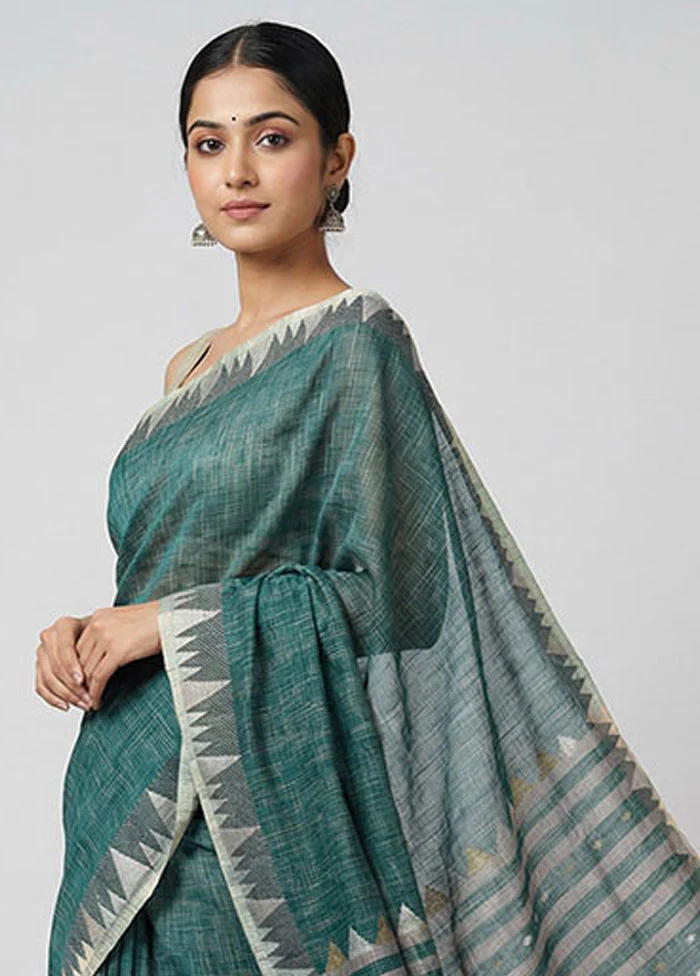 Green Khadi Cotton Saree With Blouse Piece - Image 2