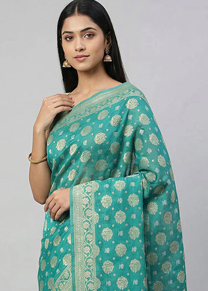 Green Kora Silk Saree With Blouse Piece - Image 2