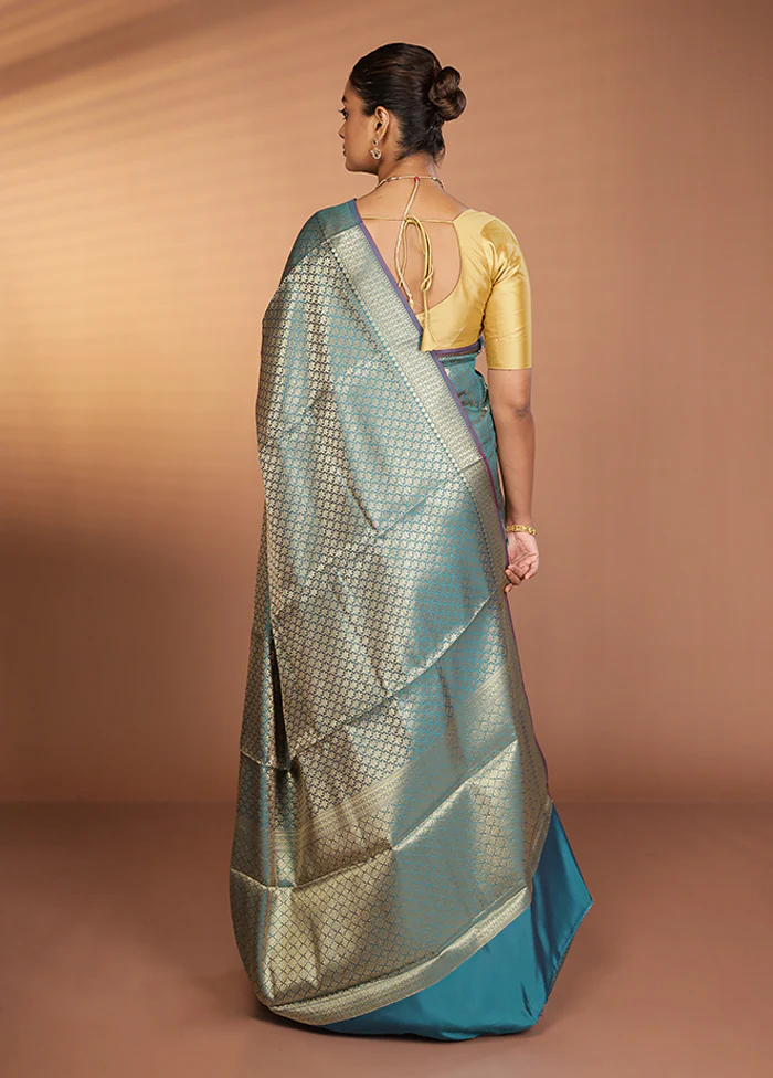 Green Kora Silk Saree With Blouse Piece - Image 3