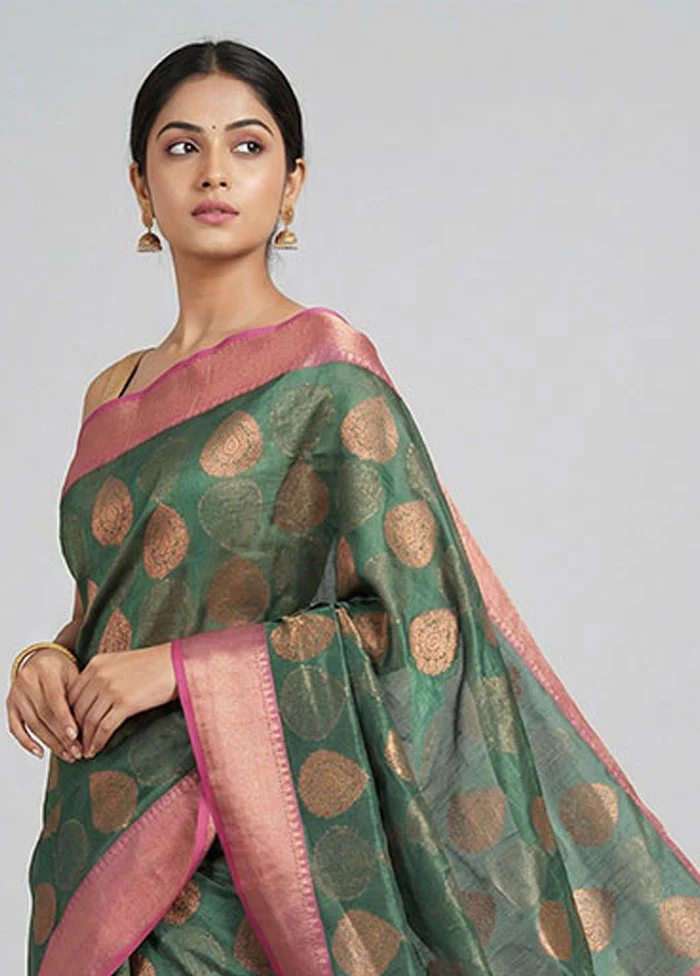 Green Kora Silk Saree With Blouse Piece - Image 2