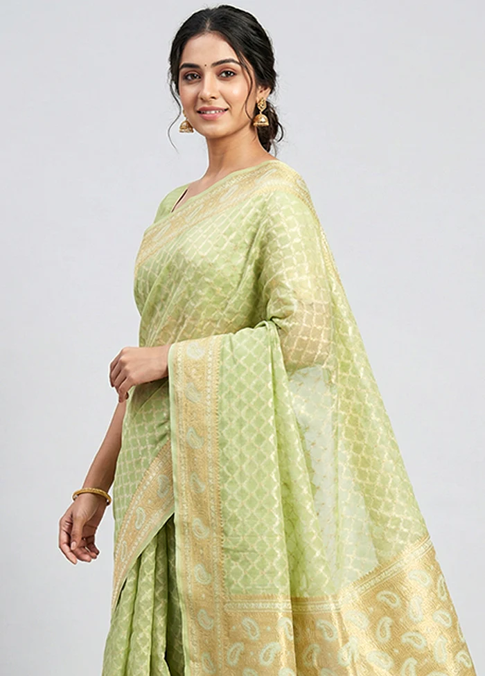 Green Kora Silk Saree With Blouse Piece - Image 2