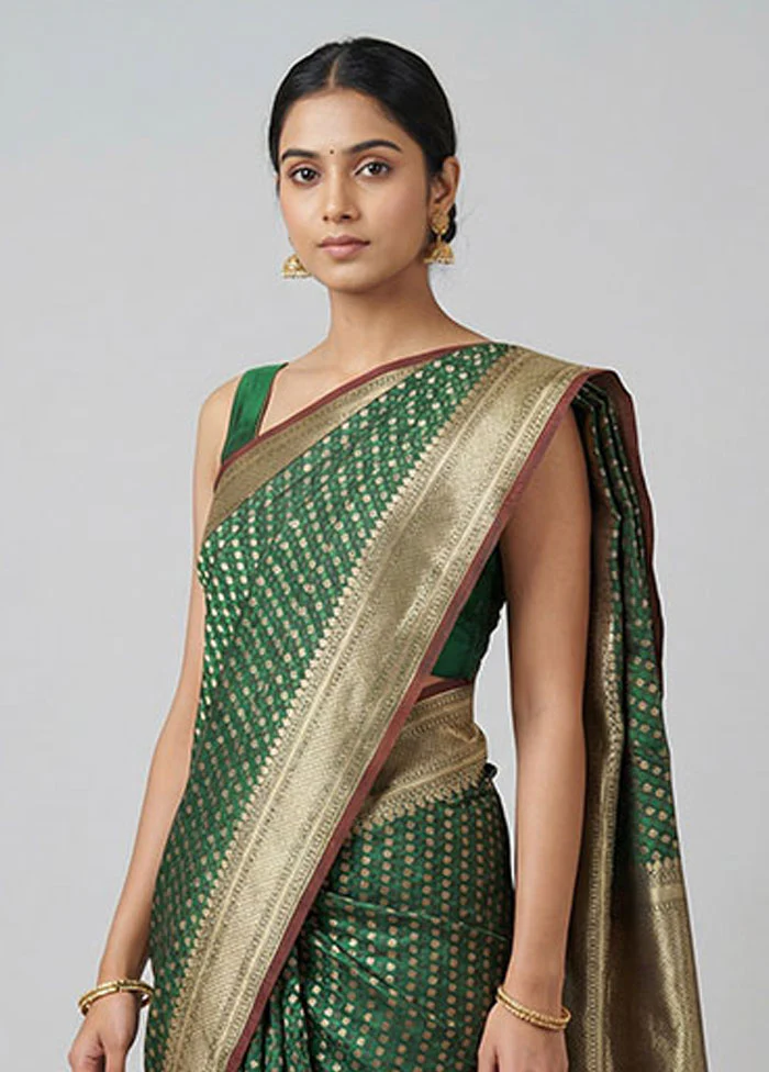 Green Kora Silk Saree With Blouse Piece - Image 2