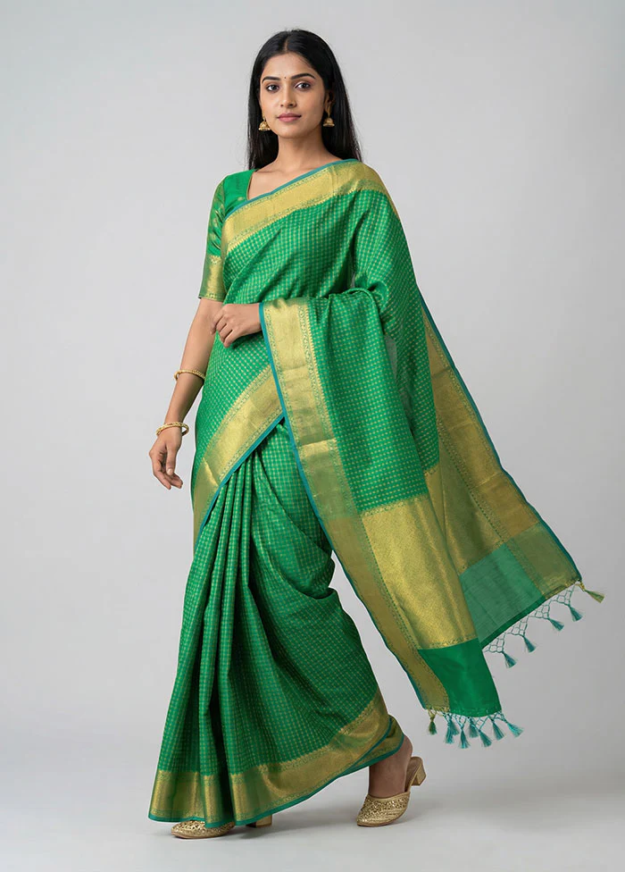 Green Kora Silk Saree With Blouse Piece