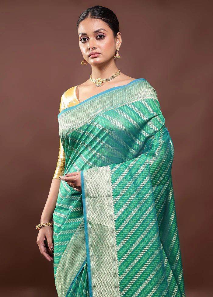 Green Kora Silk Saree With Blouse Piece - Image 2