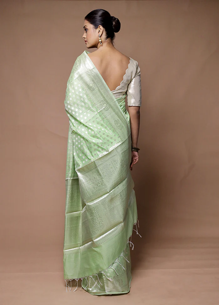 Green Kora Silk Saree With Blouse Piece - Image 3