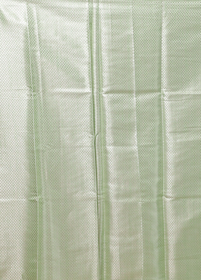 Green Kora Silk Saree With Blouse Piece - Image 5