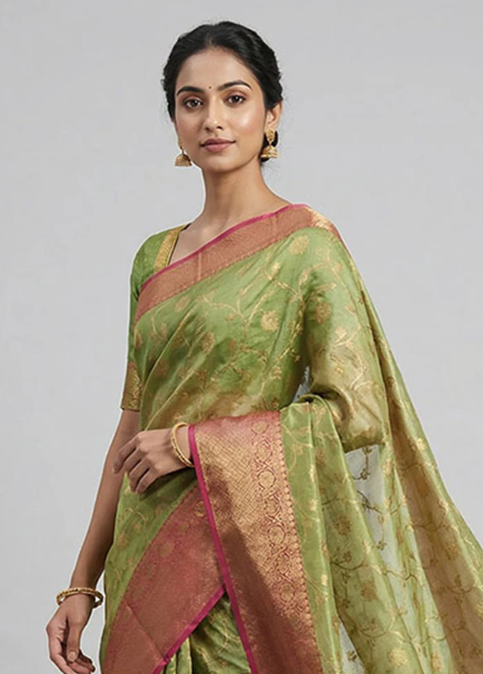 Green Kora Silk Saree With Blouse Piece - Image 2