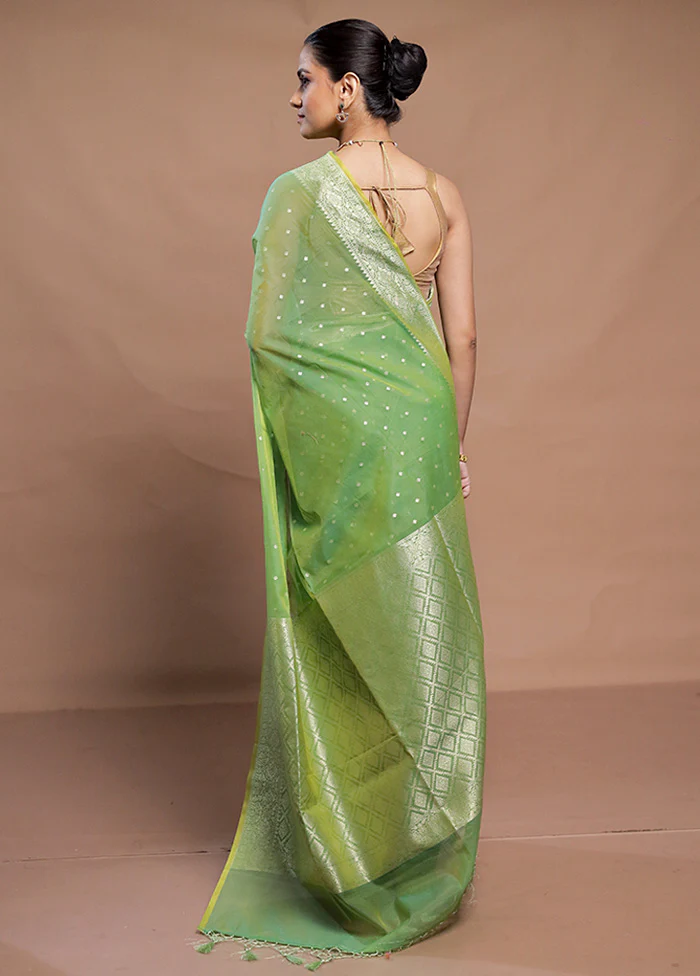 Green Kora Silk Saree With Blouse Piece - Image 3