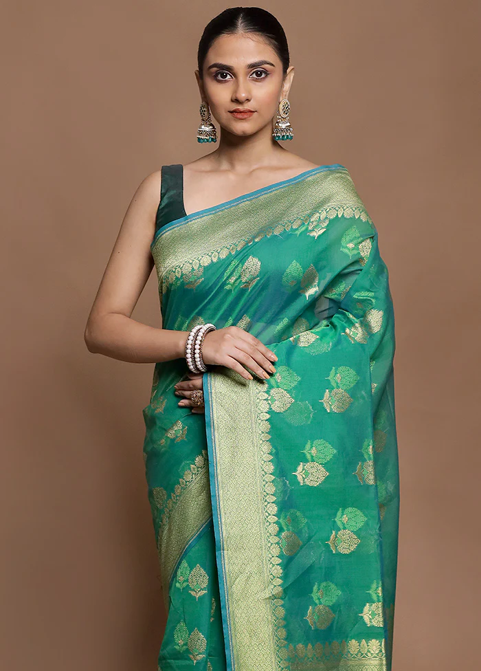 Green Kora Silk Saree With Blouse Piece - Image 2