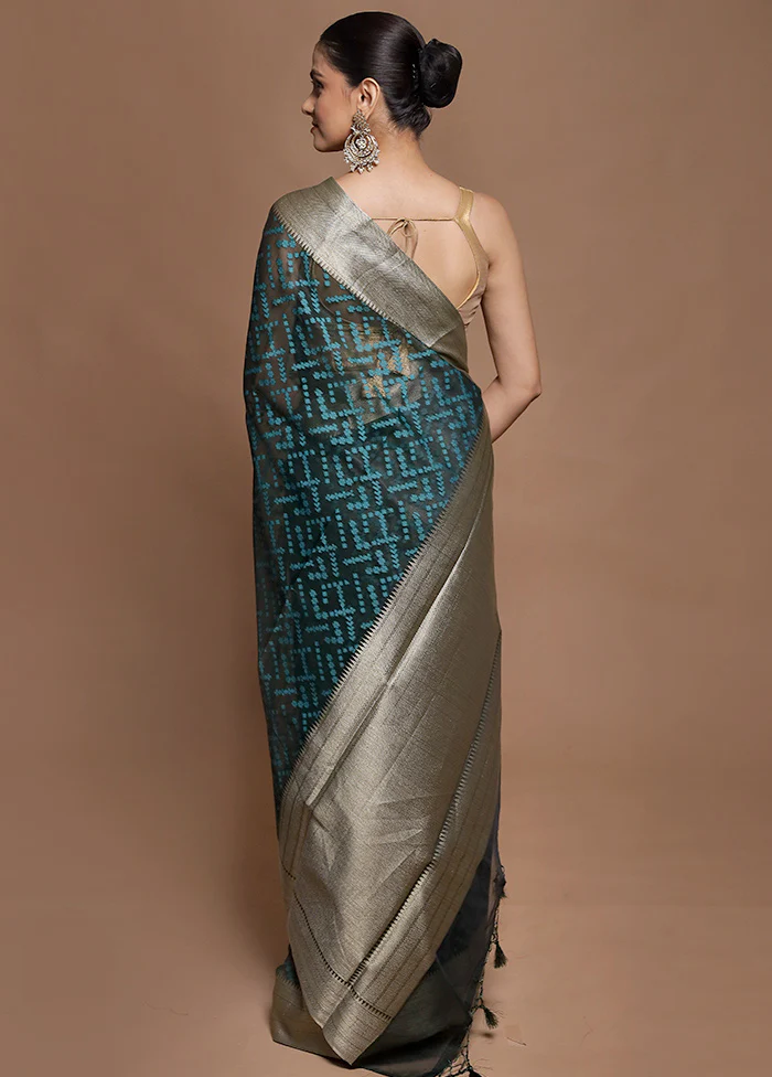 Green Kora Silk Saree With Blouse Piece - Image 3