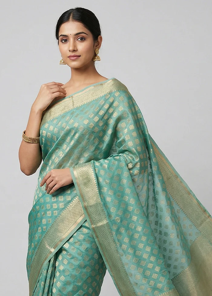 Green Kora Silk Saree With Blouse Piece - Image 2