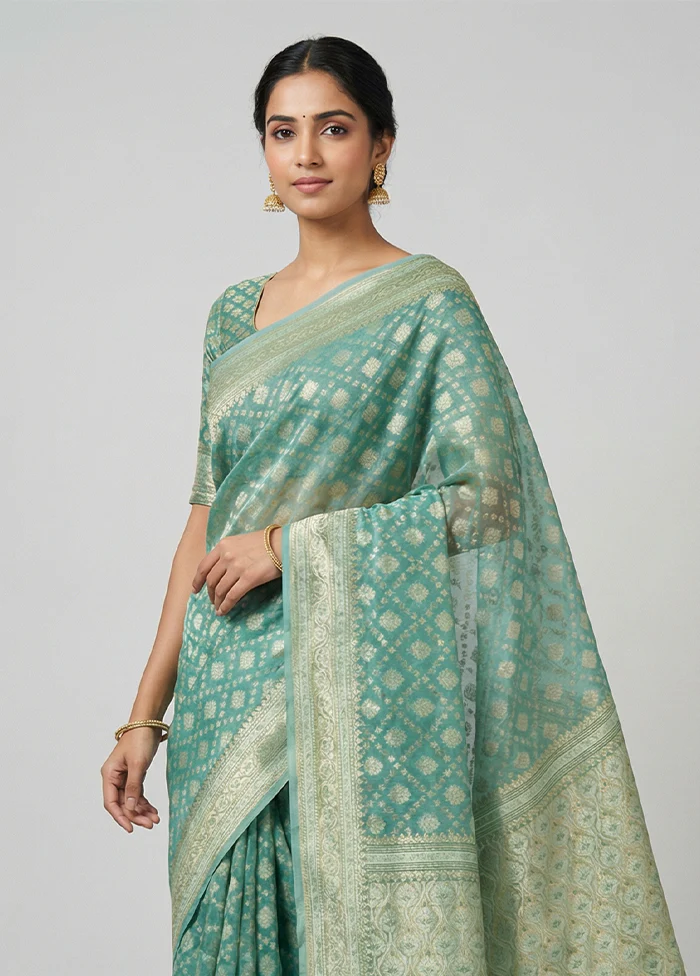 Green Kora Silk Saree With Blouse Piece - Image 2