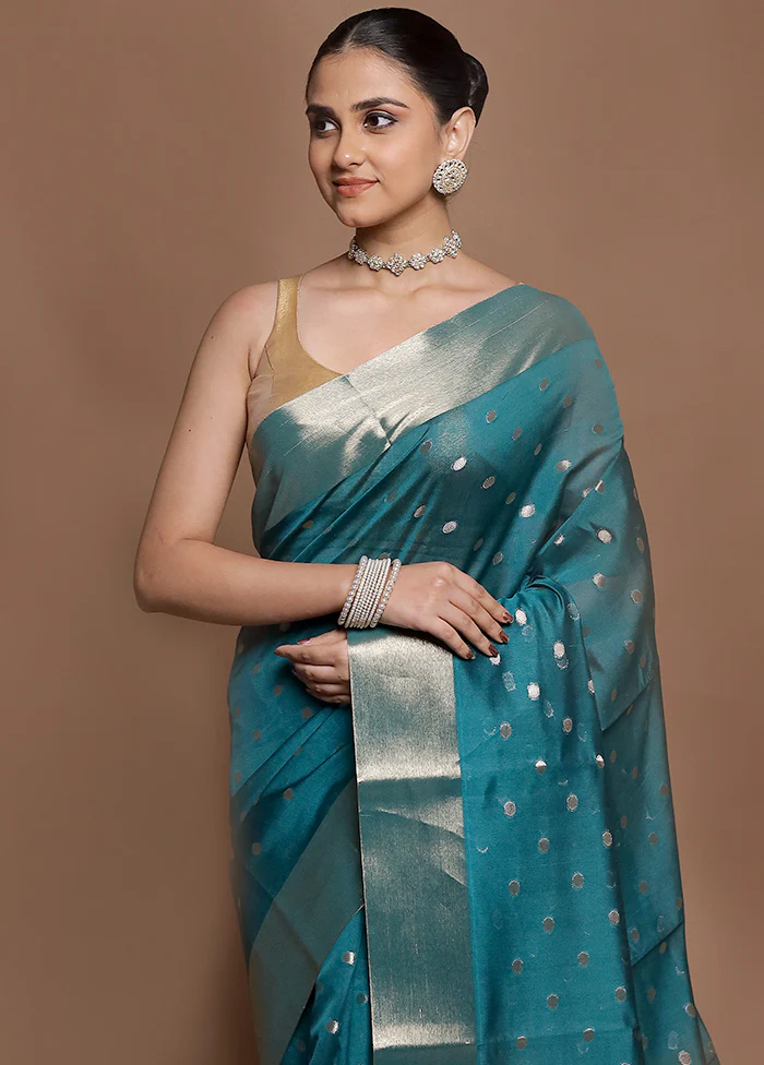 Green Kora Silk Saree With Blouse Piece - Image 2