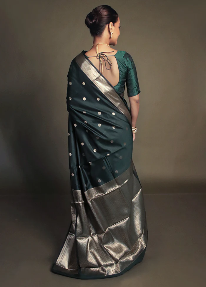 Green Kora Silk Saree With Blouse Piece - Image 3