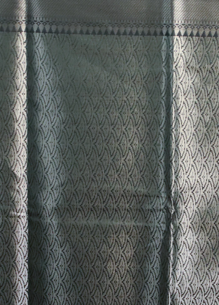 Green Kora Silk Saree With Blouse Piece - Image 5