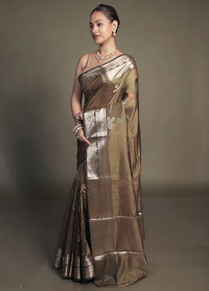 Green Kora Silk Saree With Blouse Piece - Image 4