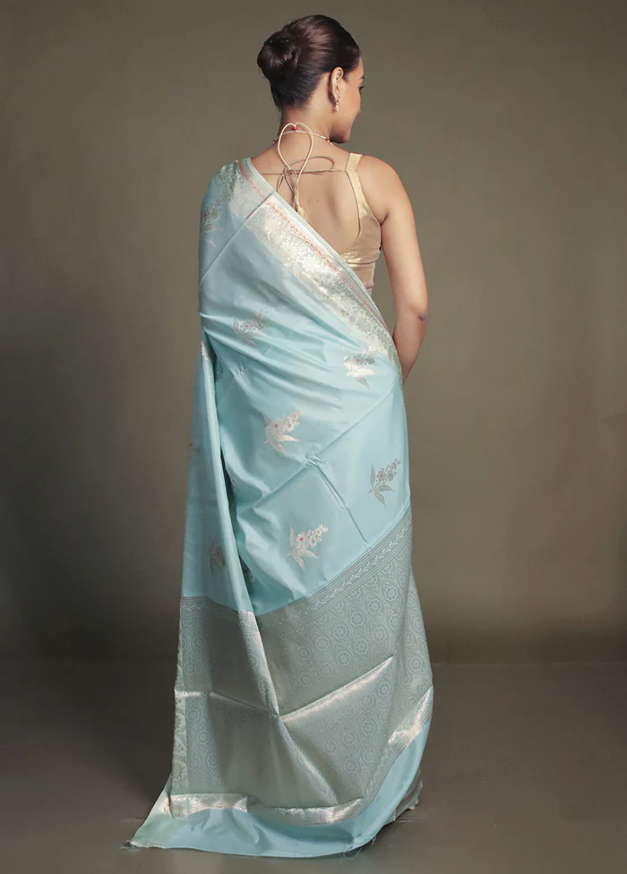 Green Kora Silk Saree With Blouse Piece - Image 3