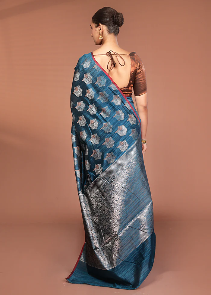 Green Kora Silk Saree With Blouse Piece - Image 3