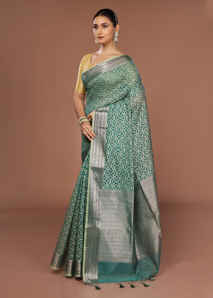 Green Kora Silk Saree With Blouse Piece - Image 4