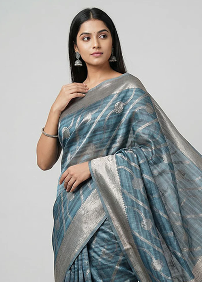 Green Kora Silk Saree With Blouse Piece - Image 2