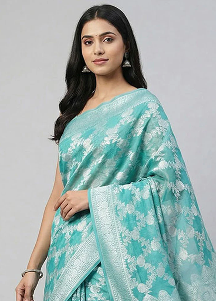 Green Kora Silk Saree With Blouse Piece - Image 2