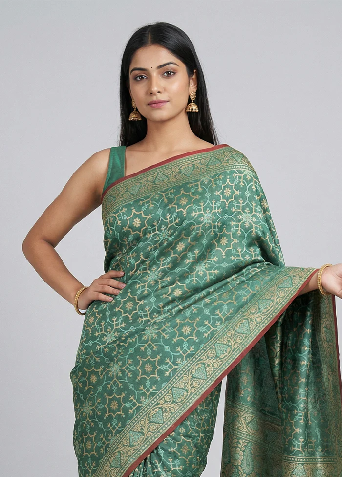 Green Kora Silk Saree With Blouse Piece - Image 2