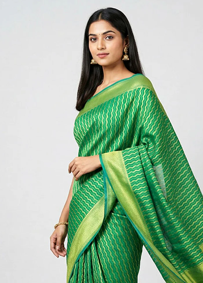 Green Kora Silk Saree With Blouse Piece - Image 2
